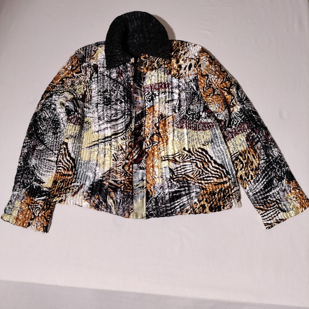 Magic Women One Size Fits S-L Textured Animal Print Collared Jacket Reversible